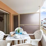 公寓 Les Platanes-4 By Interhome *